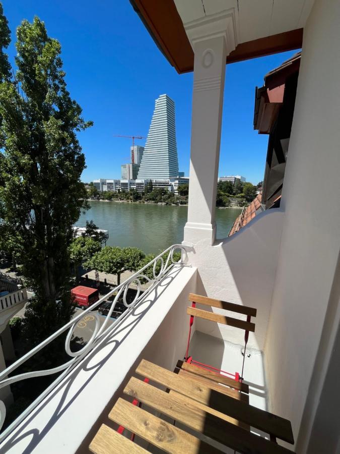Charmante Altbauwohnung Am Rhein Basel Exterior photo