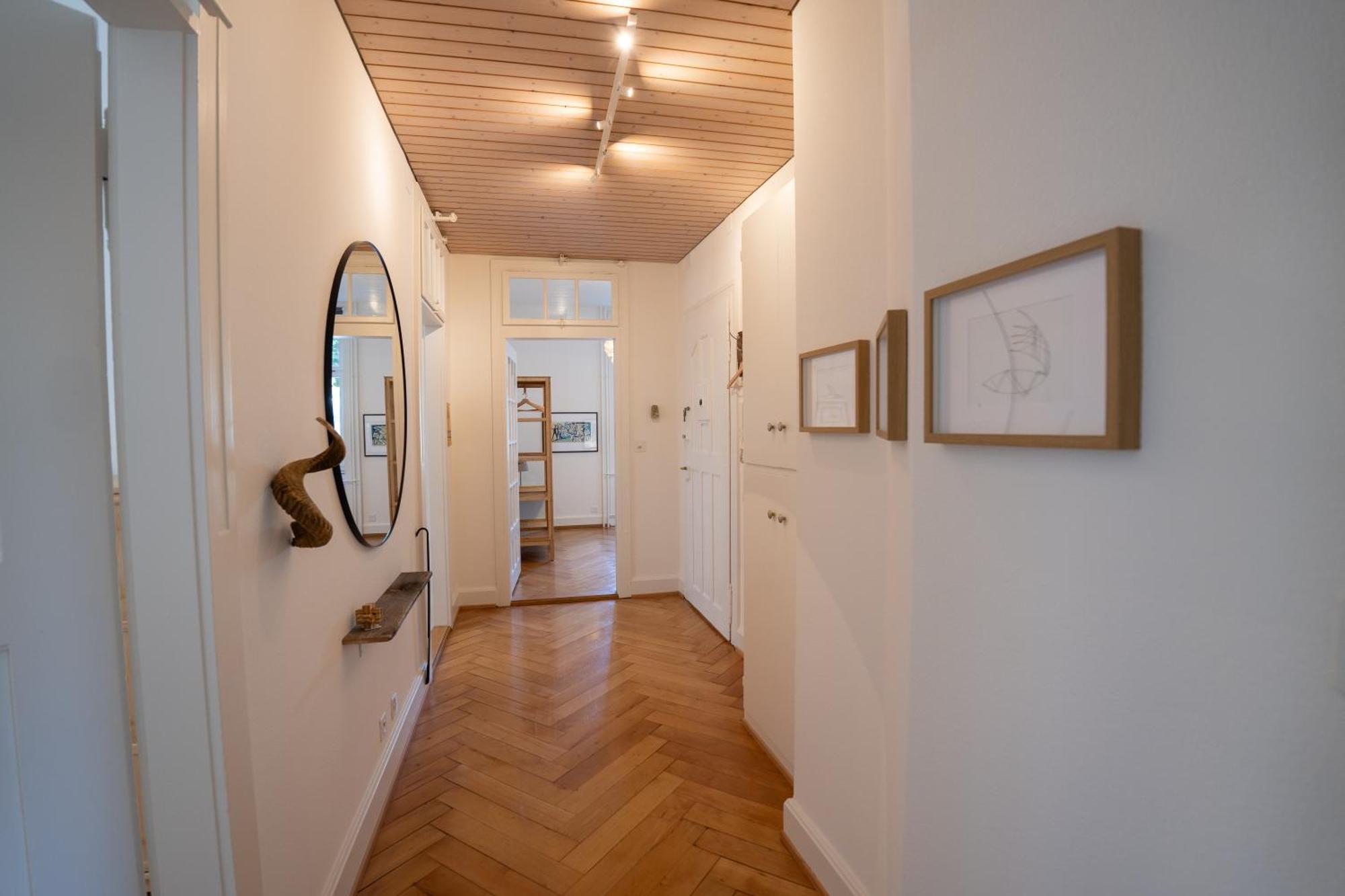 Charmante Altbauwohnung Am Rhein Basel Exterior photo