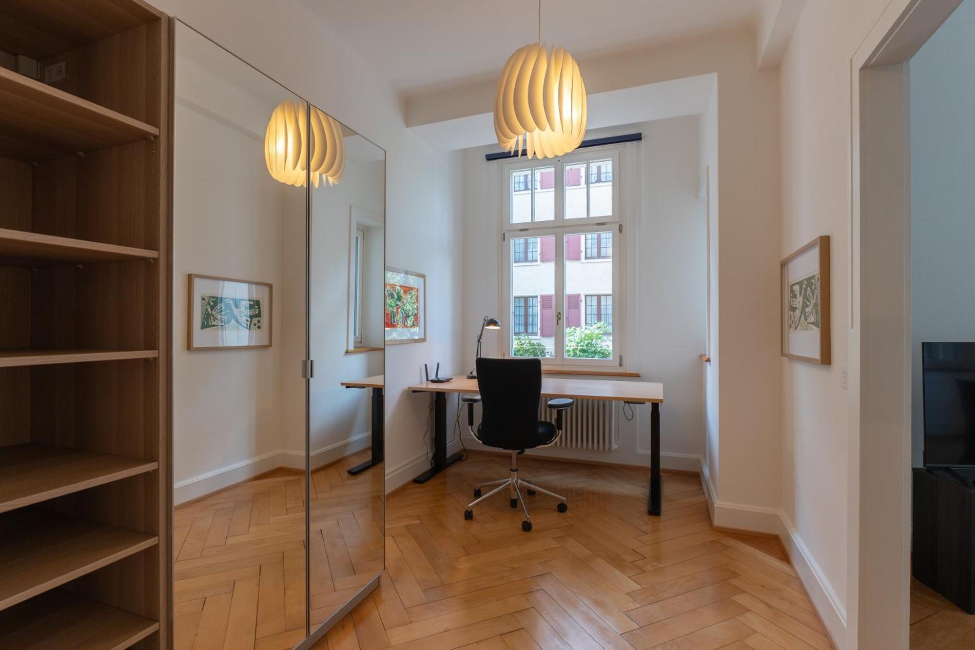Charmante Altbauwohnung Am Rhein Basel Exterior photo