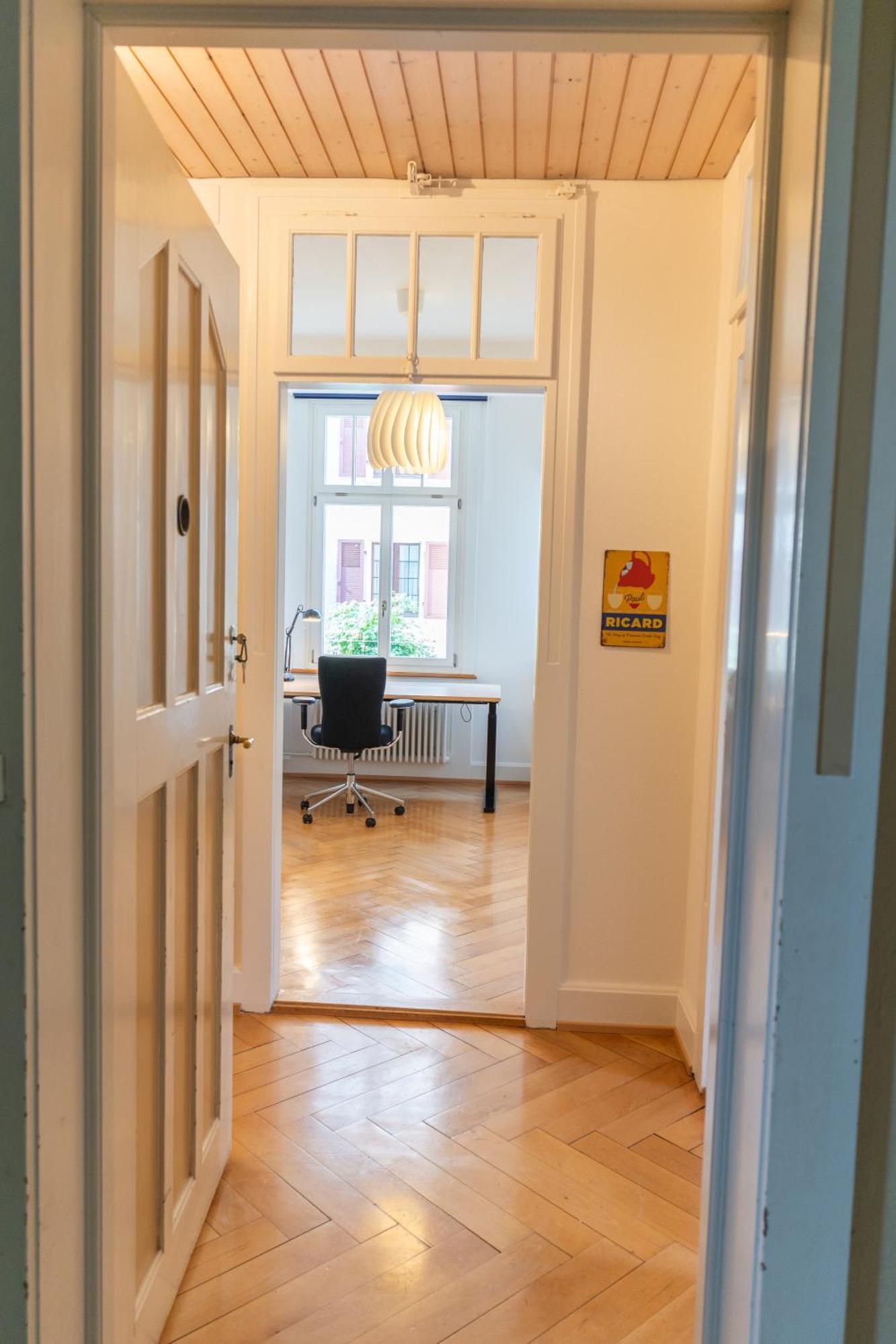 Charmante Altbauwohnung Am Rhein Basel Exterior photo